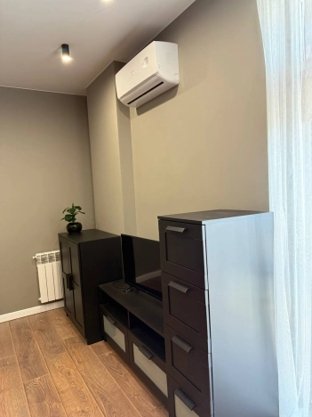 Купить однокомнатную квартиру в районе Дзержинский в Волгограде. Вариант № 4176243, 9, площадь -  квм, цена 6999999 рублей