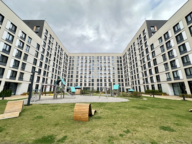 Купить квартиру в Москве. Вариант № 5845440, 25, площадь - квм, цена 24000000 рублей