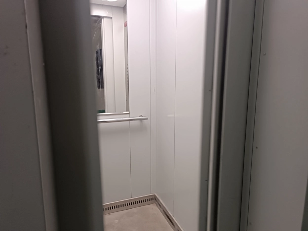 . Вариант № 223557, 8, площадь - 34 квм, цена 3250000 рублей