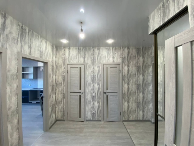 Купить квартиру в районе Октябрьский в Новосибирске. Вариант № 3354246, 2, площадь -  квм, цена 10450000 рублей