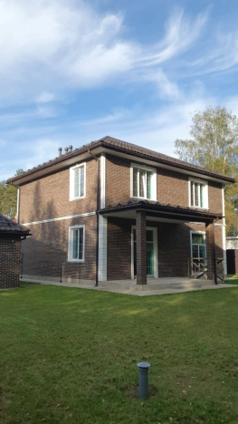 Купить дом на улице Колтушское шоссе в Всеволожске. Вариант № 39999, 4, площадь -  квм, цена 36700000 рублей