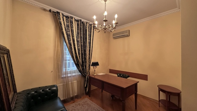 Купить квартиру в Москве. Вариант № 10619257, 14, площадь -  квм, цена 110000000 рублей