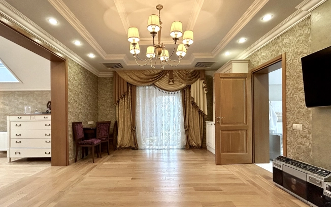 Купить дом в Москве. Вариант № 5270277, 17, площадь -  квм, цена 60000000 рублей