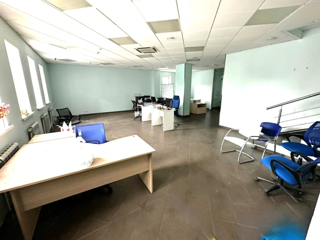 Снять коммерческую недвижимость в Калуге. Вариант № 40107, 1, площадь - квм, цена 250000 рублей