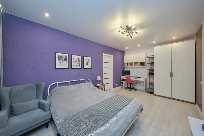 Купить двухкомнатную квартиру в районе Железнодорожный в Рязани. Вариант № 8048175, 3, площадь -  квм, цена 4300000 рублей