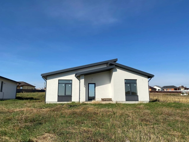 Купить дом на улице Везельская в Белгороде. Вариант № 6680430, 3, площадь -  квм, цена 7600000 рублей