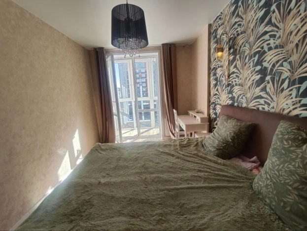 Купить трехкомнатную квартиру в Калининграде. Вариант № 8016974, 9, площадь -  квм, цена 11200000 рублей