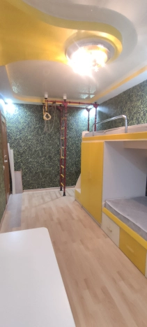 Купить трехкомнатную квартиру на улице Пионерская в Вологде. Вариант № 5543, 7, площадь -  квм, цена 4000000 рублей