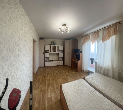 Купить однокомнатную квартиру на улице Петухова в Новосибирске. Вариант № 7193791, 16, площадь -  квм, цена 3450000 рублей