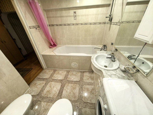 Купить четырехкомнатную квартиру в Калининградской области. Вариант № 7616385, 1, площадь -  квм, цена 11150000 рублей