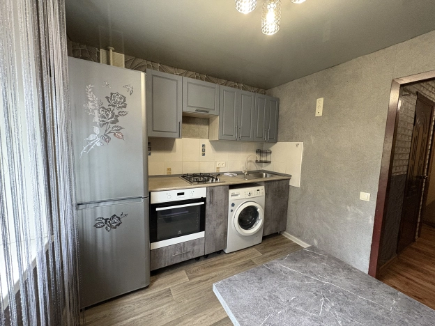 Купить трехкомнатную квартиру в Воронеже. Вариант № 7736745, 25, площадь - квм, цена 5850000 рублей