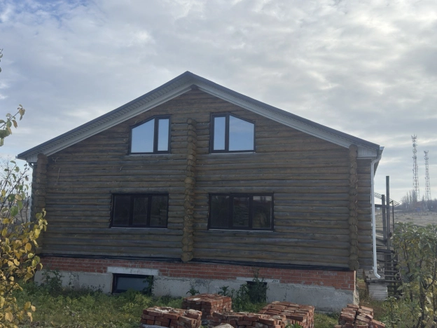 Купить дом на улице Приозёрная в Воронежской области. Вариант № 10424672, 0, площадь -  квм, цена 9900000 рублей