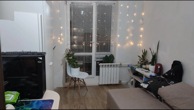 Купить квартиру на вторичке на улице Николая Сотникова в Новосибирске. Вариант № 8096476, 4, площадь -  квм, цена 3990000 рублей