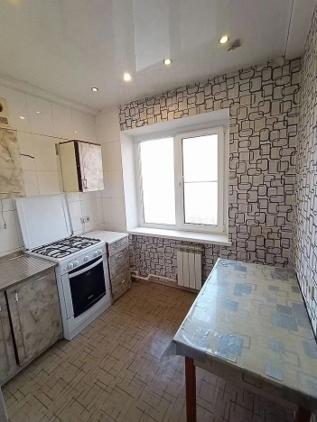 Купить трехкомнатную квартиру в районе Кировский в Ростове-на-Дону. Вариант № 2905586, 5, площадь -  квм, цена 4750000 рублей