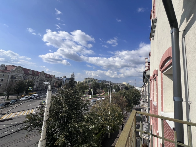 Купить трехкомнатную квартиру на улице Ленинский проспект в Калининграде. Вариант № 3824611, 20, площадь - квм, цена 6500000 рублей