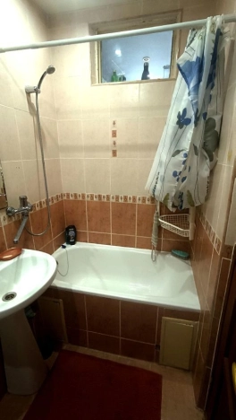 Купить однокомнатную квартиру в районе Октябрьский в Ростове-на-Дону. Вариант № 9164880, 5, площадь -  квм, цена 4200000 рублей