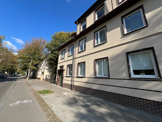 Купить трехкомнатную квартиру в Калининграде. Вариант № 6770995, 40, площадь -  квм, цена 13000000 рублей