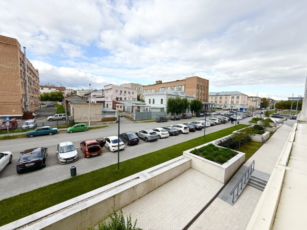 Купить двухкомнатную квартиру на улице Ворошилова в Ижевске. Вариант № 41041, 6, площадь -  квм, цена 9500000 рублей