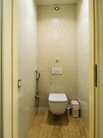 Купить трехкомнатную квартиру в районе Центральный в Новосибирске. Вариант № 1767962, 43, площадь -  квм, цена 30000000 рублей