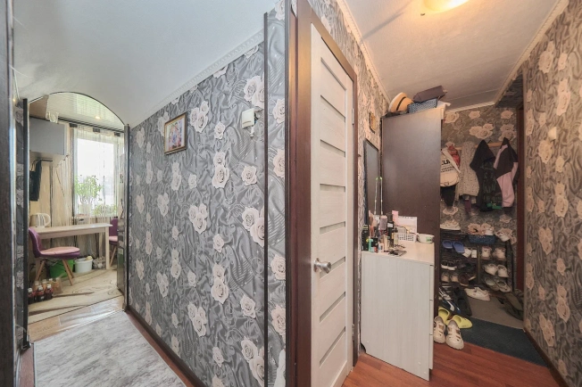 Купить двухкомнатную квартиру на улице Касимовское шоссе в Рязани. Вариант № 5236005, 6, площадь -  квм, цена 2500000 рублей