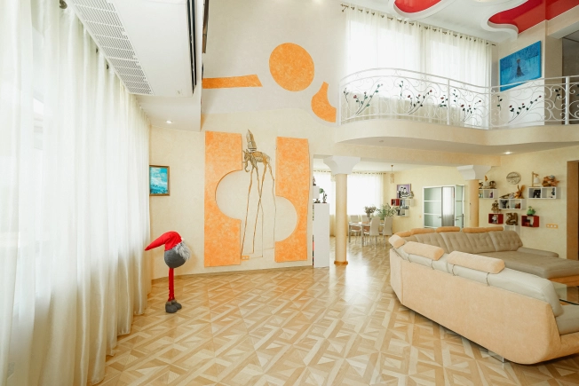 Купить дом в Микрорайоне Порт-Артур в Омске. Вариант № 56293, 7, площадь -  квм, цена 98000000 рублей