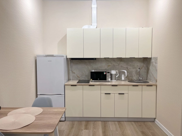 Снять квартиру в Тобольске. Вариант № 9612299, 8, площадь -  квм, цена 45000 рублей