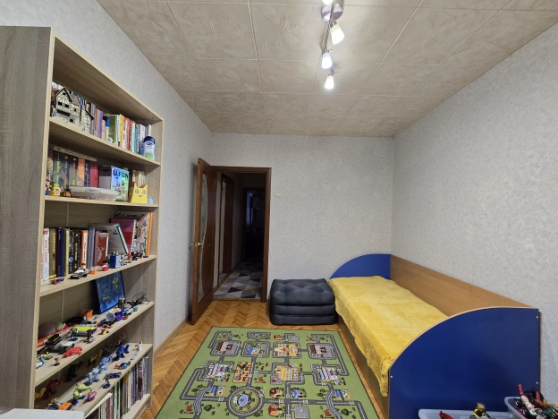 Купить четырехкомнатную квартиру в Пушкине. Вариант № 21574, 6, площадь -  квм, цена 13700000 рублей