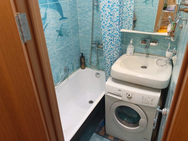 Купить трехкомнатную квартиру на улице Илимская в Москве. Вариант № 10770679, 10, площадь - квм, цена 8300000 рублей