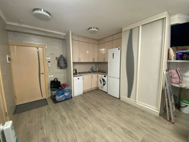 Купить квартиру в Белгороде. Вариант № 10412570, 3, площадь -  квм, цена 7000000 рублей