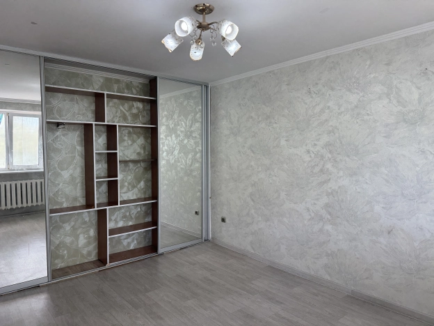 Купить трехкомнатную квартиру на улице Звероводческая в Калининградской области. Вариант № 43022, 19, площадь - квм, цена 3600000 рублей