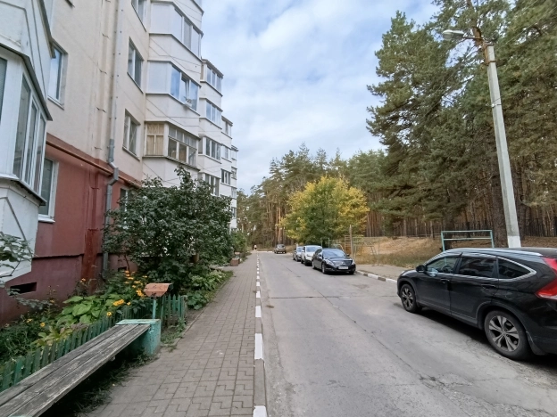 Купить однокомнатную квартиру на улице Садовая в Белгородской области. Вариант № 6625551, 2, площадь -  квм, цена 3150000 рублей