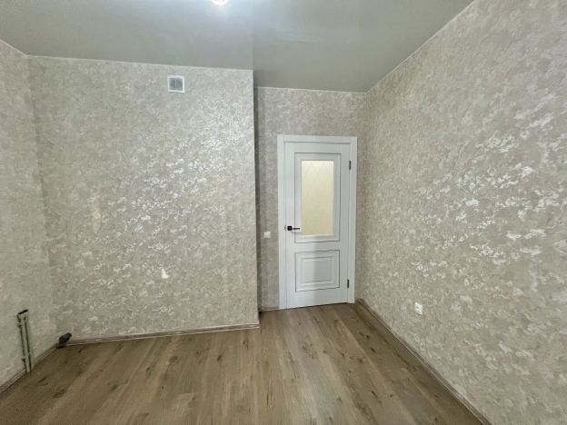 Купить квартиру в ЖК Губернский в Краснодаре. Вариант № 6625622, 6, площадь -  квм, цена 5150000 рублей