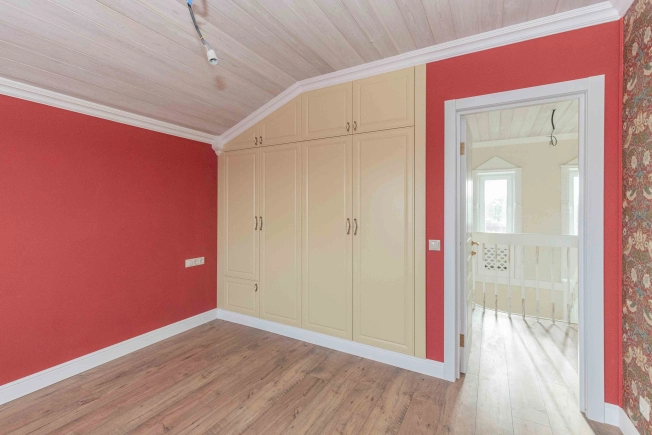 Купить дом на улице Комсомольская в Ивановской области. Вариант № 6733358, 27, площадь -  квм, цена 39900000 рублей