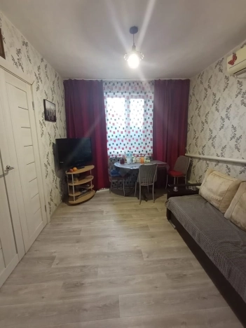 Купить дом на улице имени Б. Адучиева в Элисте. Вариант № 60790, 9, площадь -  квм, цена 4500000 рублей