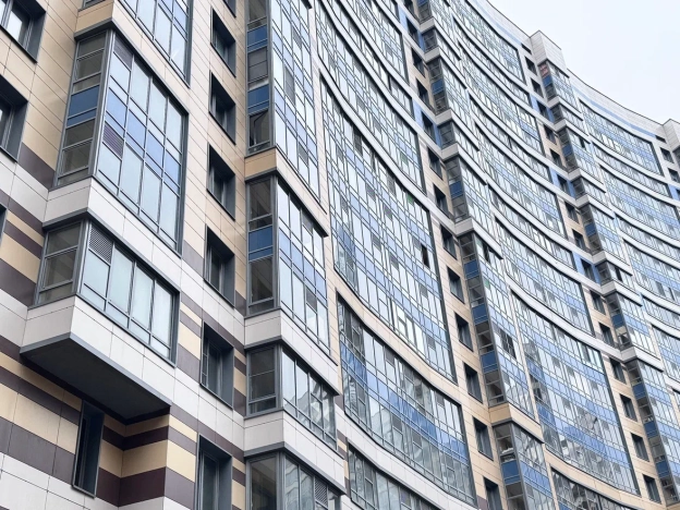 Купить двухкомнатную квартиру у метро Пионерская в Санкт-Петербурге. Вариант № 28180, 35, площадь -  квм, цена 21200000 рублей