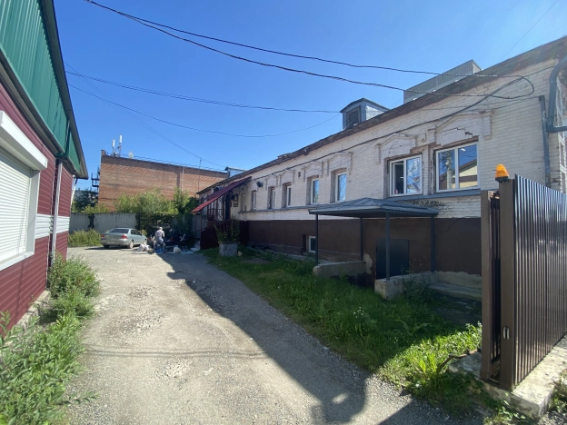 Купить коммерческую недвижимость в Бийске. Вариант № 9854464, 2, площадь - квм, цена 15000000 рублей