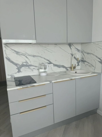 Купить квартиру в Микрорайоне Птицефабрика, посёлок городского типа Томилино в Московской области. Вариант № 8000389, 2, площадь - квм, цена 6500000 рублей