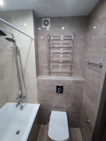 Купить трехкомнатную квартиру в районе Железнодорожный в Воронеже. Вариант № 42245, 30, площадь -  квм, цена 13500000 рублей