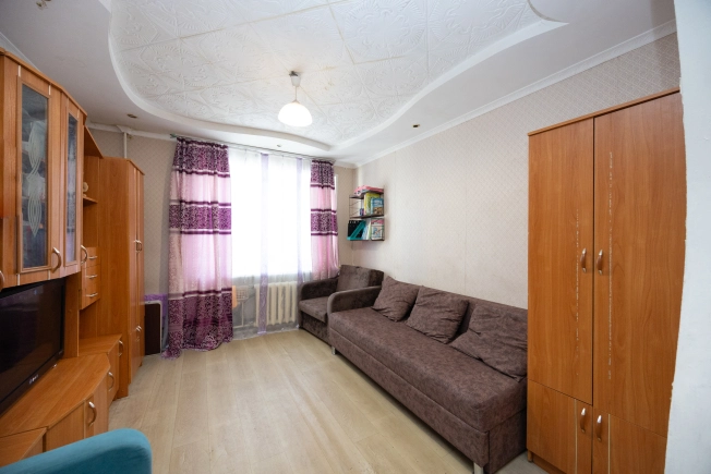 Купить квартиру на вторичке на улице Политехническая в Благовещенске. Вариант № 10330335, 1, площадь - квм, цена 2500000 рублей