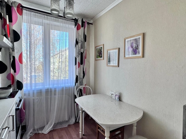 . Вариант № 4000720, 2, площадь - 43.3 квм, цена 4100000 рублей