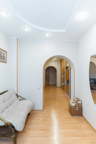 Купить трехкомнатную квартиру в Микрорайоне Лимончики, Ковров в Коврове. Вариант № 5842862, 7, площадь -  квм, цена 11950000 рублей