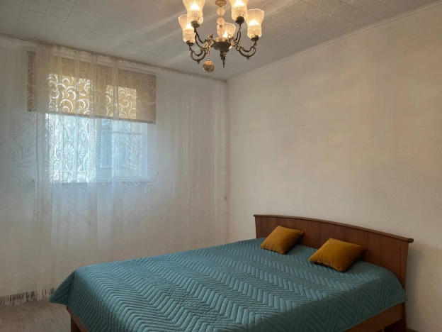 Купить трехкомнатную квартиру в Калининграде. Вариант № 9265098, 12, площадь -  квм, цена 8690000 рублей