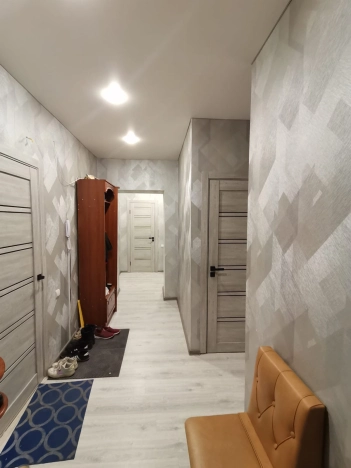 Купить трехкомнатную квартиру в Калуге. Вариант № 2400, 10, площадь -  квм, цена 8197000 рублей