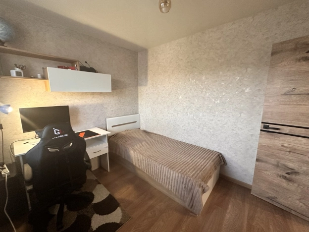 Купить двухкомнатную квартиру на улице Комсомольская в Улан-Удэ. Вариант № 2870235, 14, площадь -  квм, цена 7200000 рублей