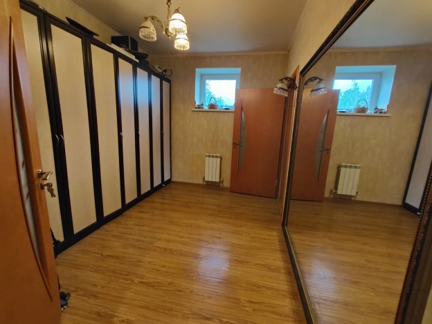 Купить дом в Москве. Вариант № 8417, 32, площадь - квм, цена 25750000 рублей