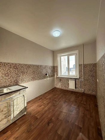 Купить квартиру на улице Комарова в Улан-Удэ. Вариант № 8142241, 17, площадь -  квм, цена 6550000 рублей