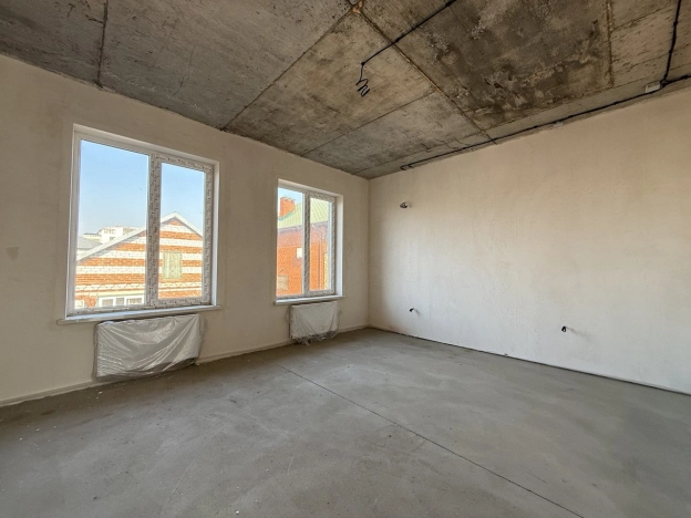 Купить дом в Краснодаре. Вариант № 2597173, 36, площадь -  квм, цена 77000000 рублей