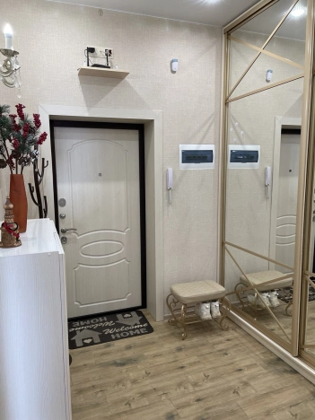 Купить квартиру на улице Комсомольская в Коврове. Вариант № 38465, 8, площадь -  квм, цена 13300000 рублей