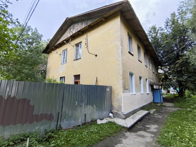 Купить однокомнатную квартиру в Калужской области. Вариант № 819701, 14, площадь -  квм, цена 1750000 рублей