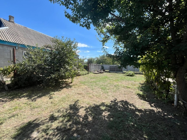 Купить дом на улице Васильковая в Краснодарском крае. Вариант № 6269765, 7, площадь -  квм, цена 3750000 рублей